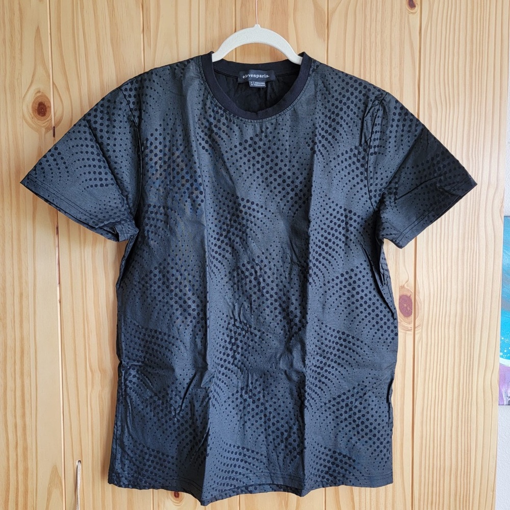 Tshirt size L